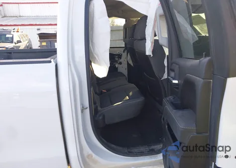 2015 Chevrolet Silverado 1500 1Lt from USA, damaged, VIN 1GCVKREC9FZ445008